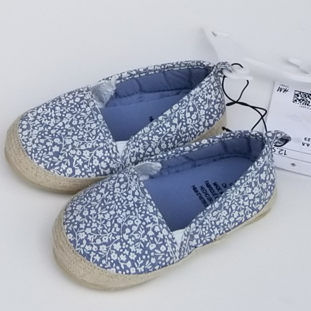H&M Toddler Floral Canvas Shoes Size 6.5 NWT